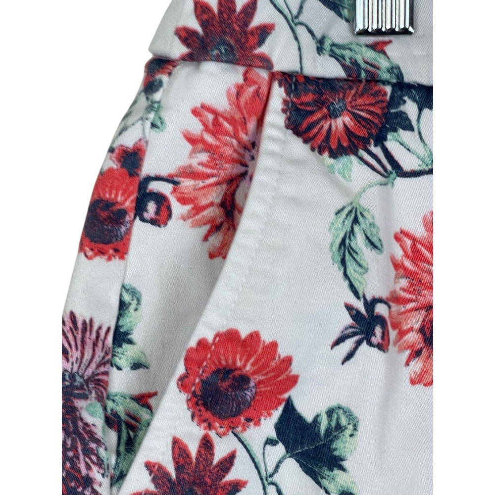 Juniper + Lime‎ Women White Red Floral Cuffed Chino Stretch Shorts Size 4 - Picture 4 of 13